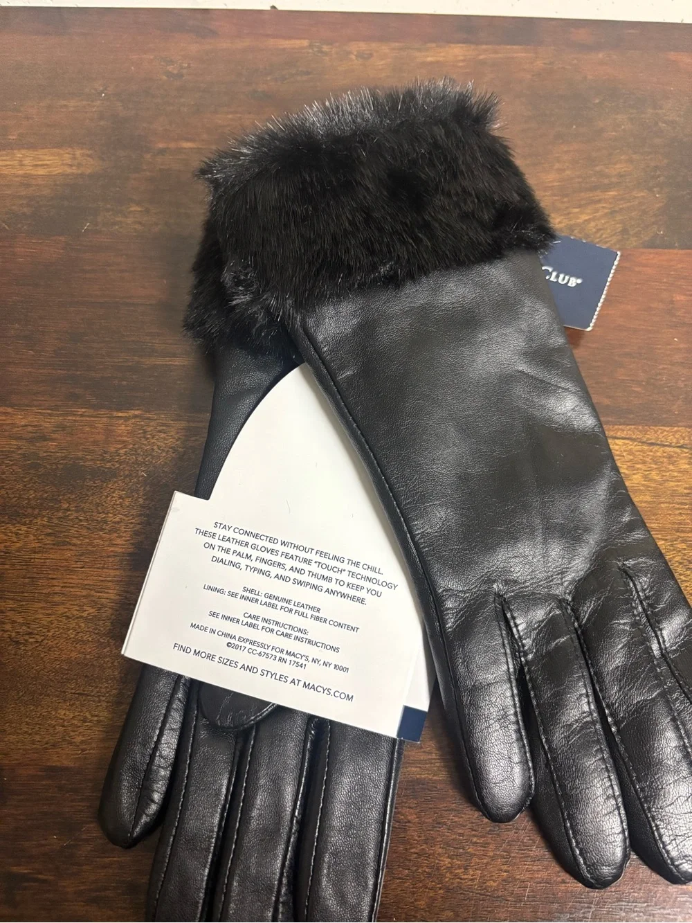 NWT Charter Club Black Leather Touchscreen Gloves Faux Fur Cuff M